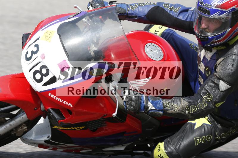 /08 17.04.2026  TZ Motorsport ADR/Gruppe gelb/38